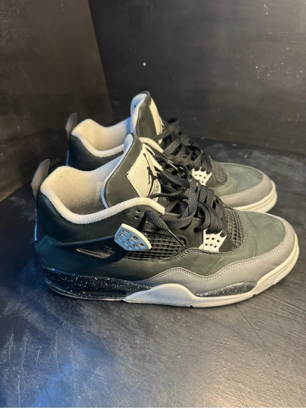 Jordan 4 Men’s Gray and Black Retro Basketball Sneakers No insoles